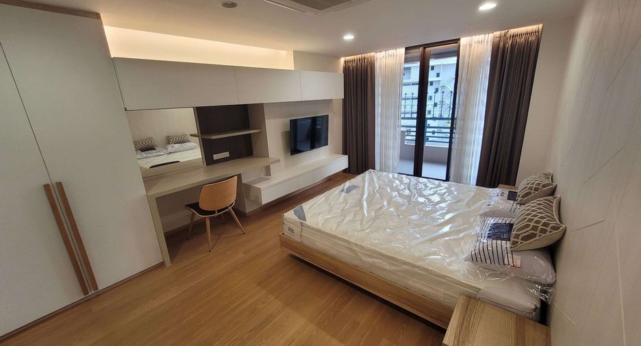 ให้เช่า 3 ห้องนอน คอนโด ใน คลองเตย, กรุงเทพฯ
