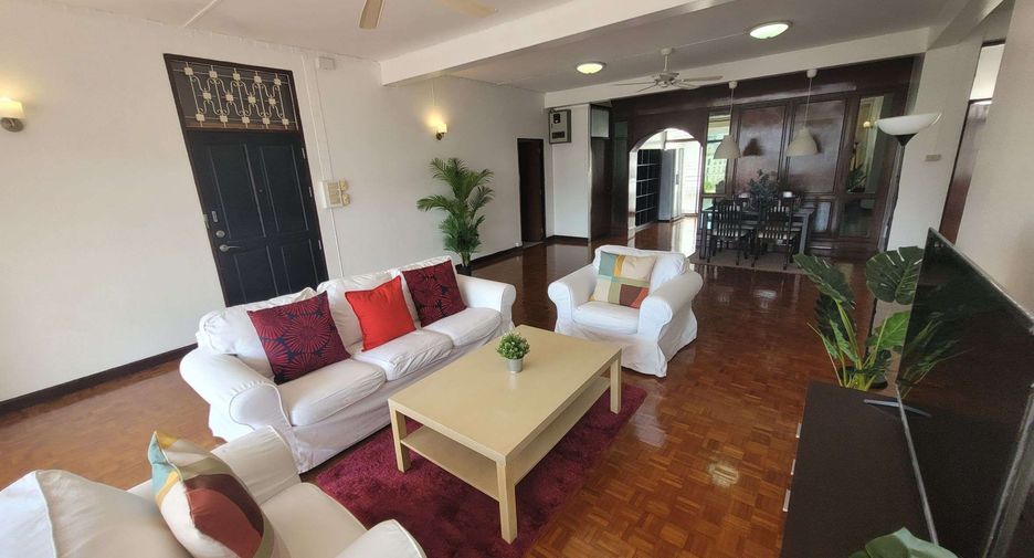 For rent 3 ベッドルーム condo in Watthana, Bangkok