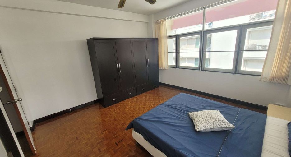 For rent 3 ベッドルーム condo in Watthana, Bangkok