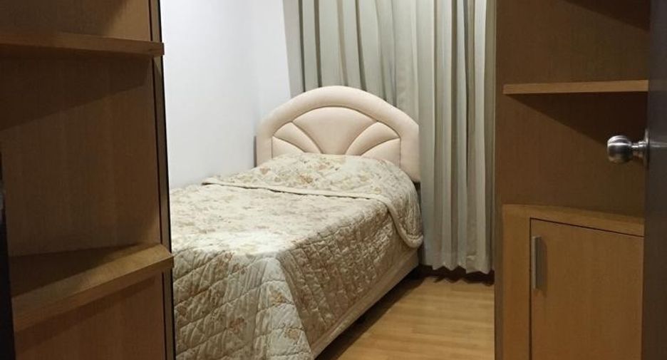 Condo en alquiler de 3 habitaciones en Khlong Toei, Bangkok