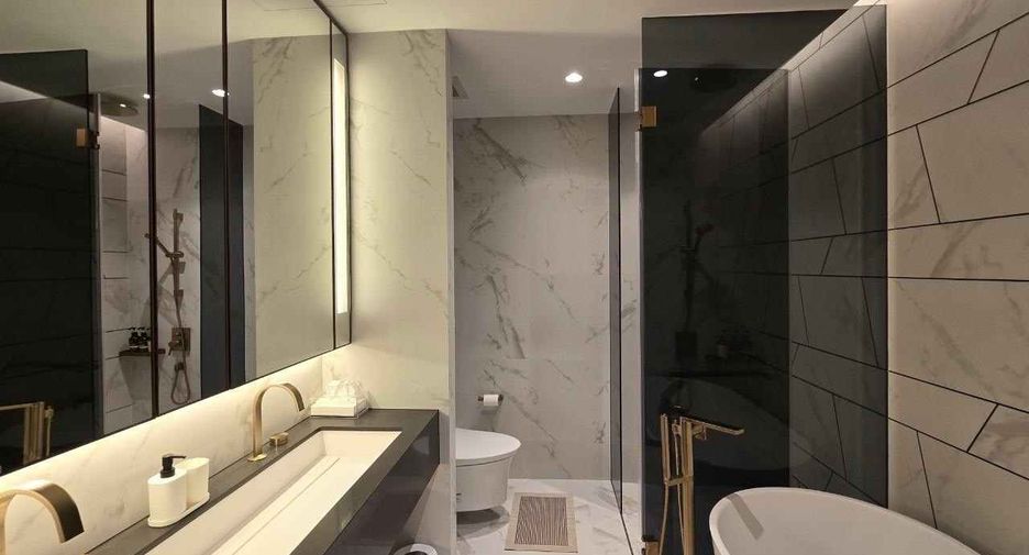 For rent 2 bedrooms condo in Khlong Toei, Bangkok