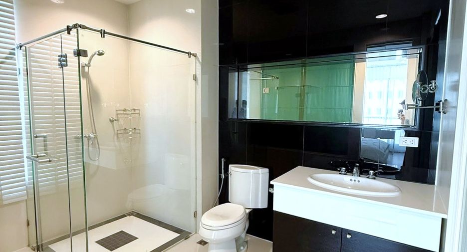 À louer et à vendre 1 chambre condo à Pathum Wan, Bangkok