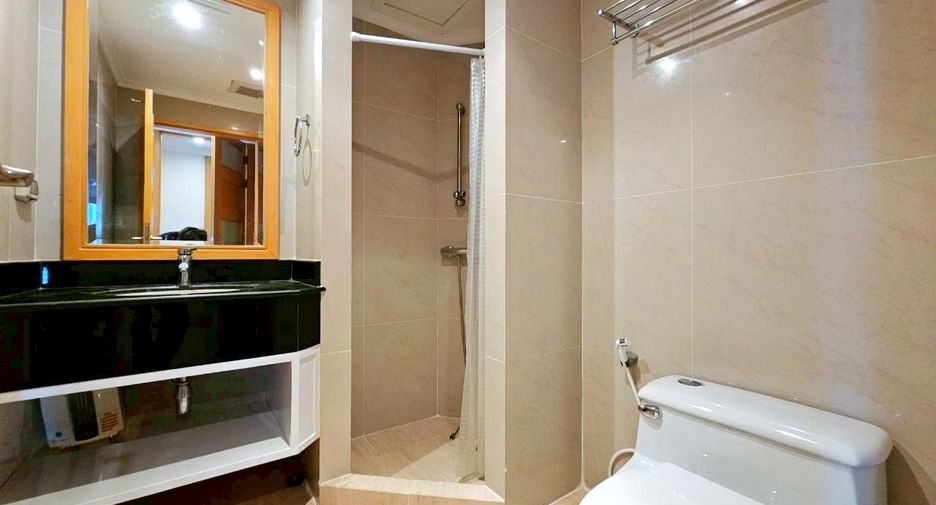 Wohnung zur Miete mit 3 Zimmer in Watthana, Bangkok