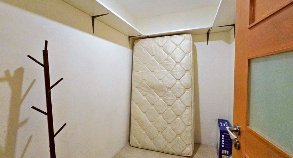 Wohnung zur Miete mit 3 Zimmer in Watthana, Bangkok