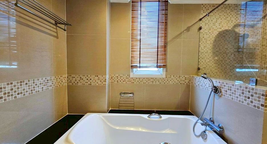 Wohnung zur Miete mit 3 Zimmer in Watthana, Bangkok