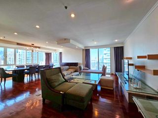 Wohnung zur Miete mit 3 Zimmer in Watthana, Bangkok
