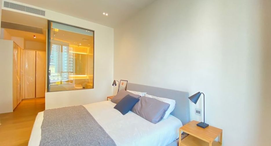 For rent 2 bedrooms condo in Khlong Toei, Bangkok
