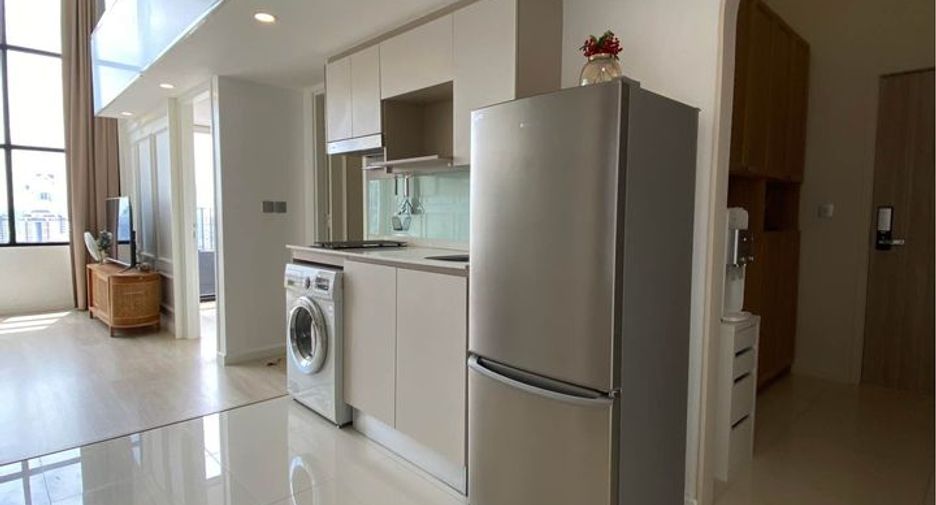 For rent 2 bedrooms condo in Sathon, Bangkok