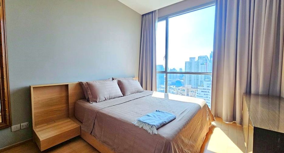 For rent 2 bedrooms condo in Watthana, Bangkok
