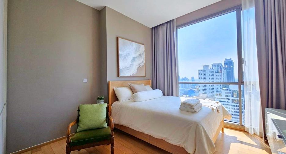 For rent 2 bedrooms condo in Watthana, Bangkok