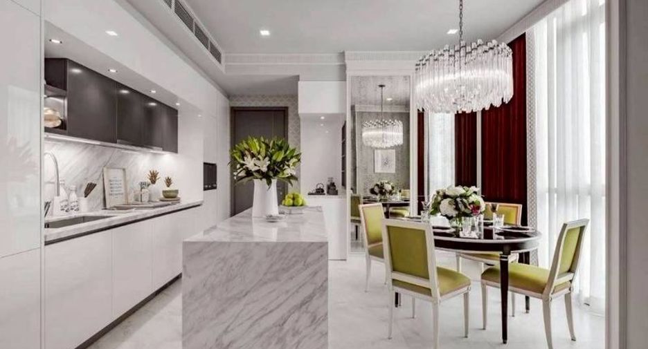 For rent 2 bedrooms condo in Watthana, Bangkok