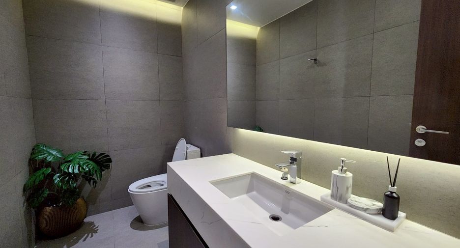 Wohnung zur Miete mit 3 Zimmer in Watthana, Bangkok