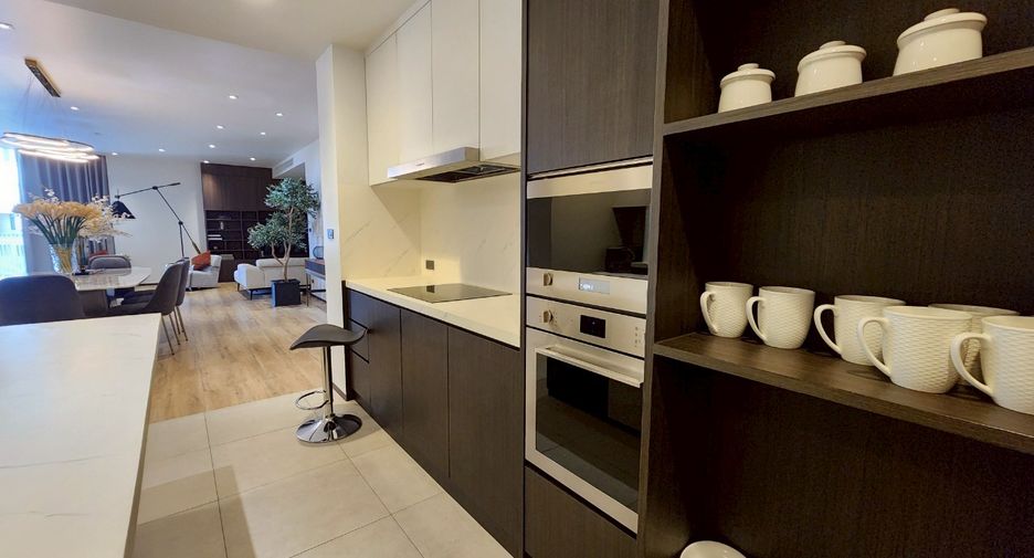 Wohnung zur Miete mit 3 Zimmer in Watthana, Bangkok