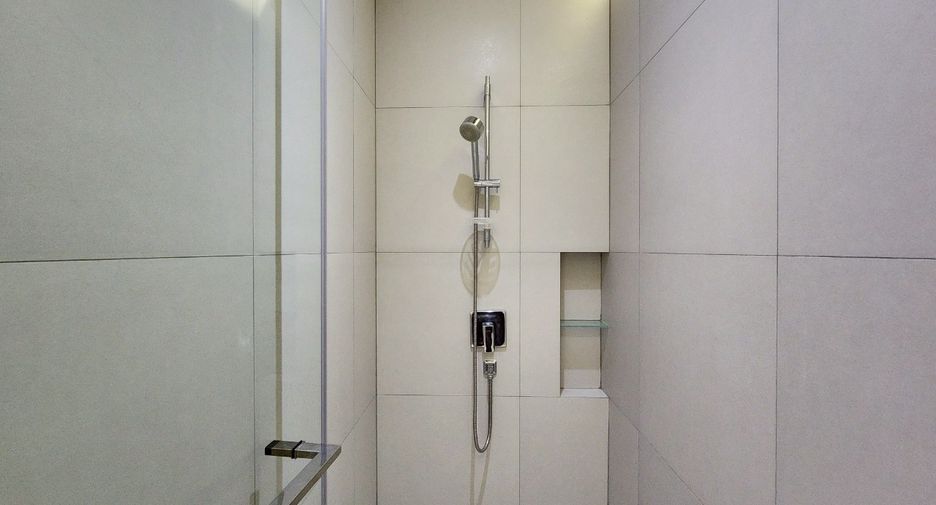 Wohnung zur Miete mit 3 Zimmer in Watthana, Bangkok