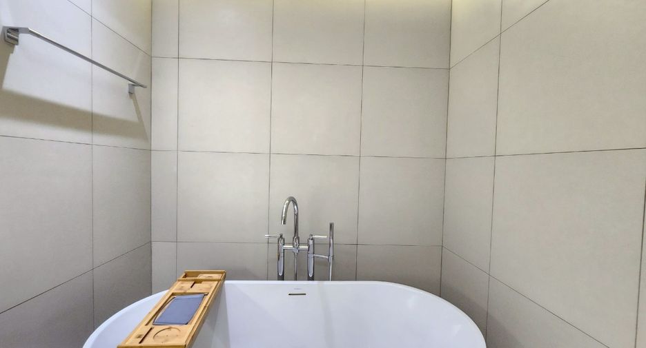 Wohnung zur Miete mit 3 Zimmer in Watthana, Bangkok