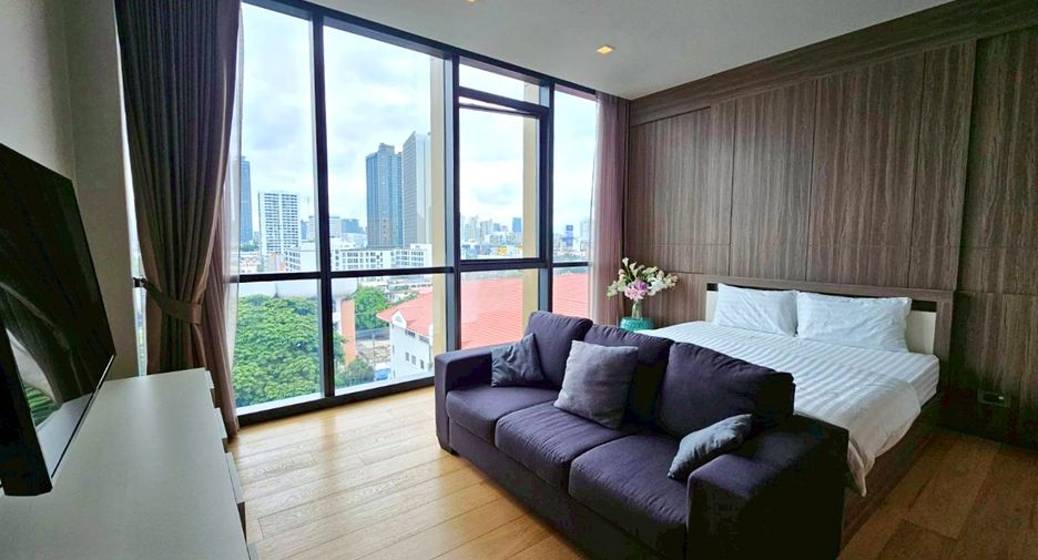 For rent 2 bedrooms condo in Watthana, Bangkok