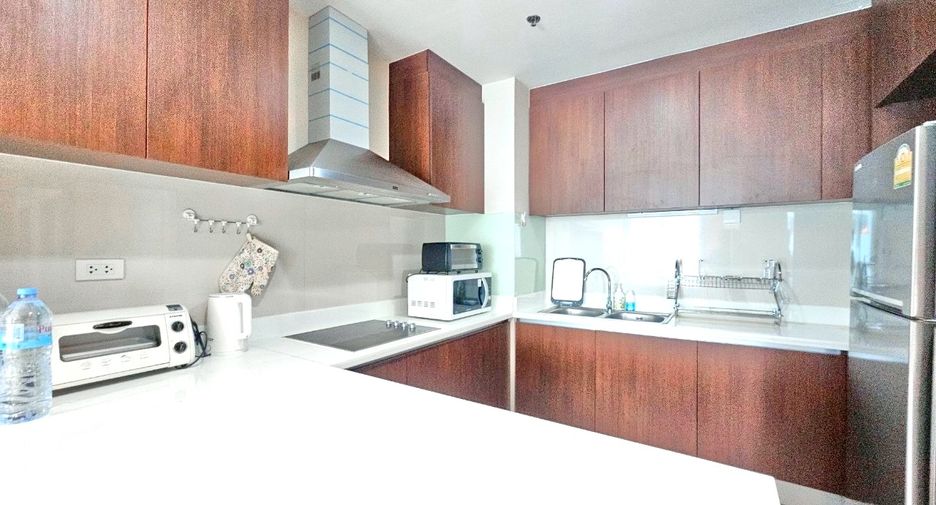 For rent 2 bedrooms condo in Pathum Wan, Bangkok