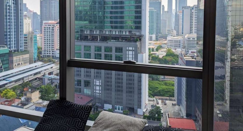 For rent 1 bed condo in Sathon, Bangkok