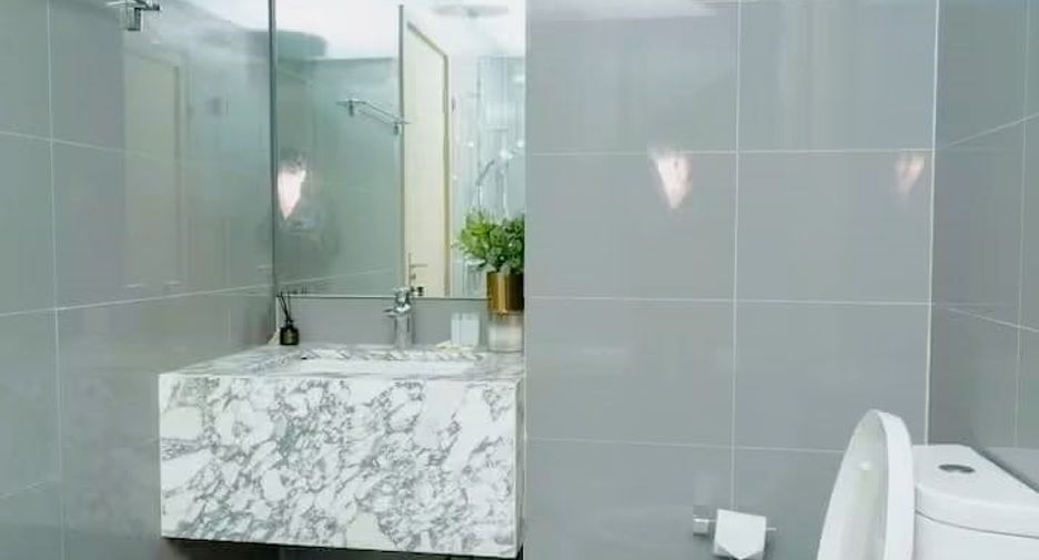 For rent 1 bed condo in Pathum Wan, Bangkok