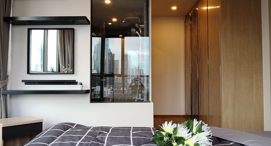 À louer 2 chambres condo à Pathum Wan, Bangkok