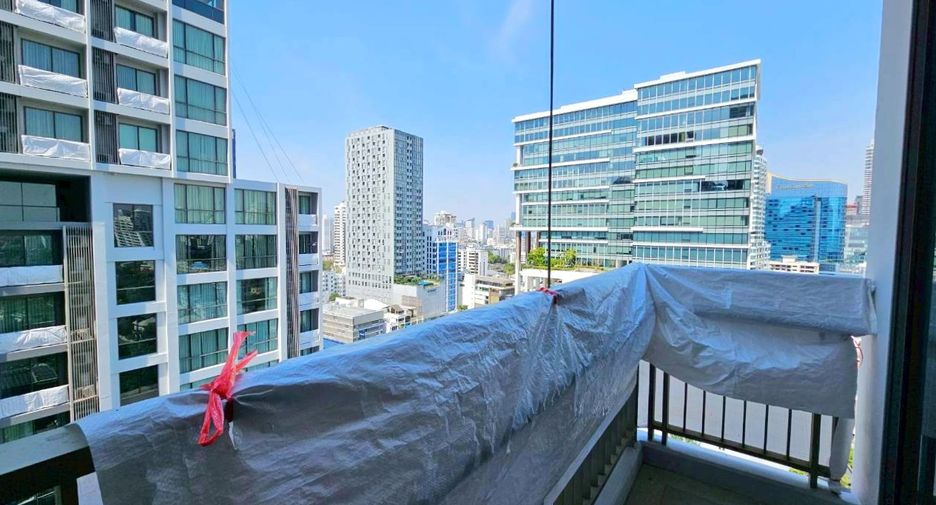 For rent 2 bedrooms condo in Watthana, Bangkok