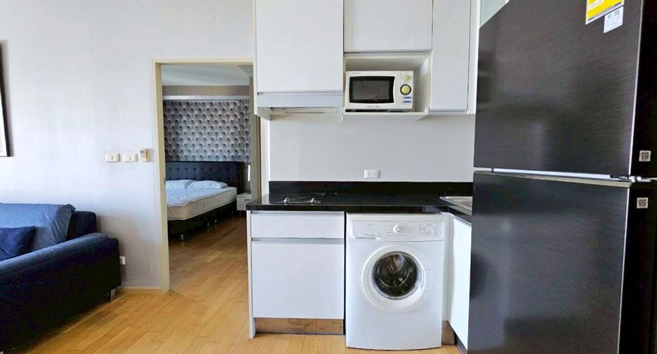 For rent 1 bed condo in Khlong Toei, Bangkok
