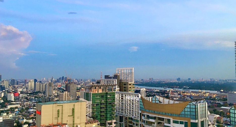 For rent 1 bed condo in Khlong Toei, Bangkok