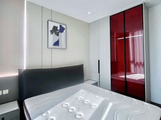 For rent 3 bedrooms condo in Sathon, Bangkok