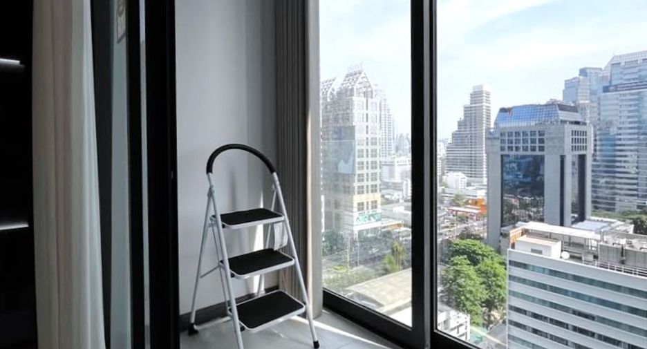 For rent 3 bedrooms condo in Sathon, Bangkok
