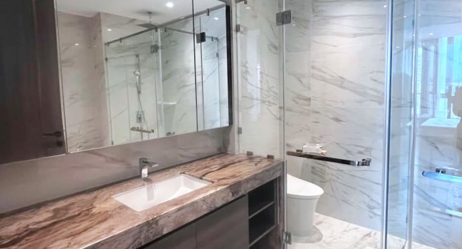 For rent 3 bedrooms condo in Sathon, Bangkok