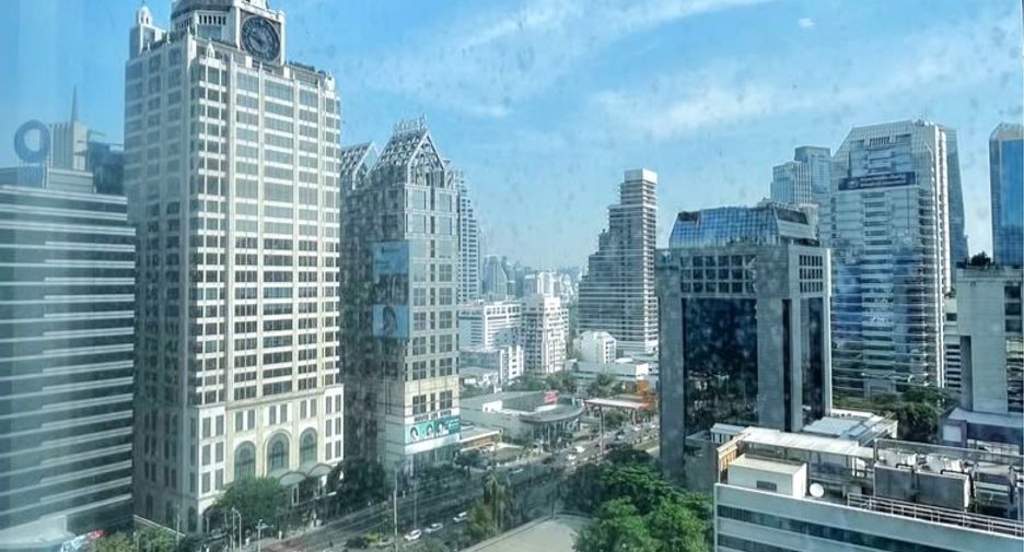 For rent 3 bedrooms condo in Sathon, Bangkok
