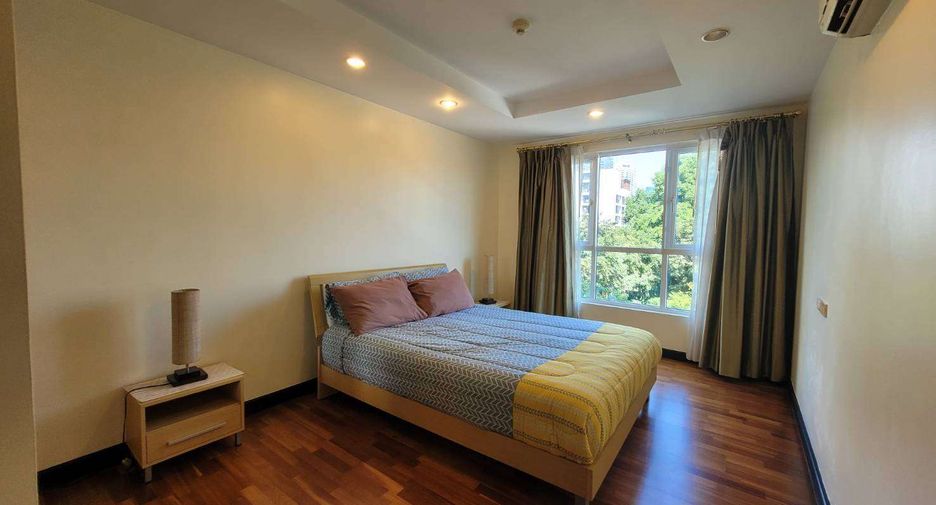À louer 2 chambres condo à Watthana, Bangkok