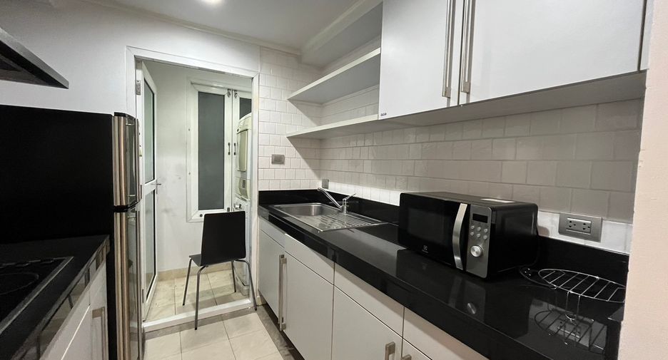 For rent 2 ベッドルーム condo in Pathum Wan, Bangkok