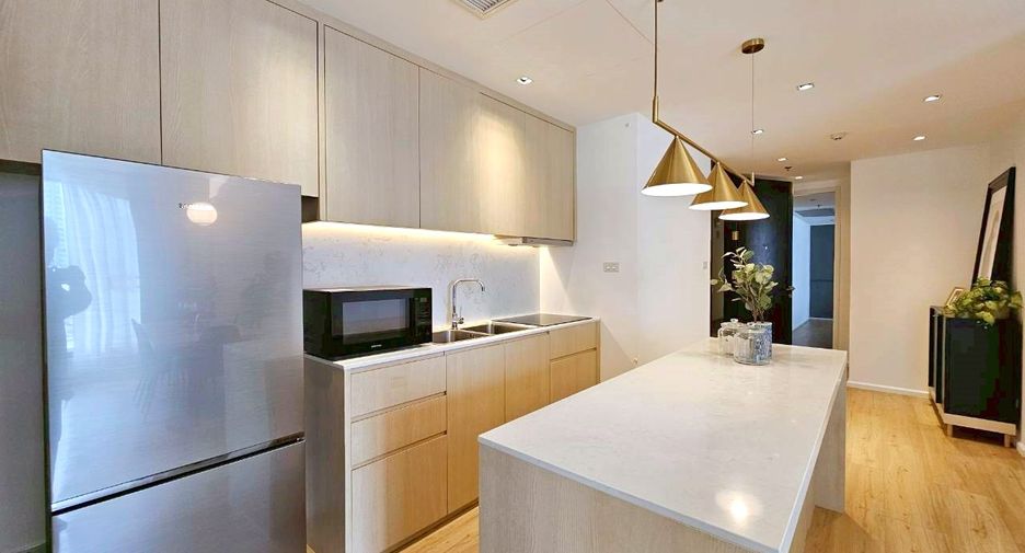 Condo en alquiler de 3 habitaciones en Khlong Toei, Bangkok