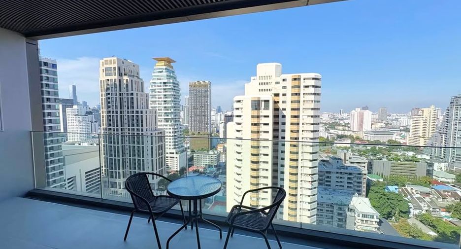 Wohnung zur Miete und zum Kauf mit 2 Zimmer in Khlong Toei, Bangkok