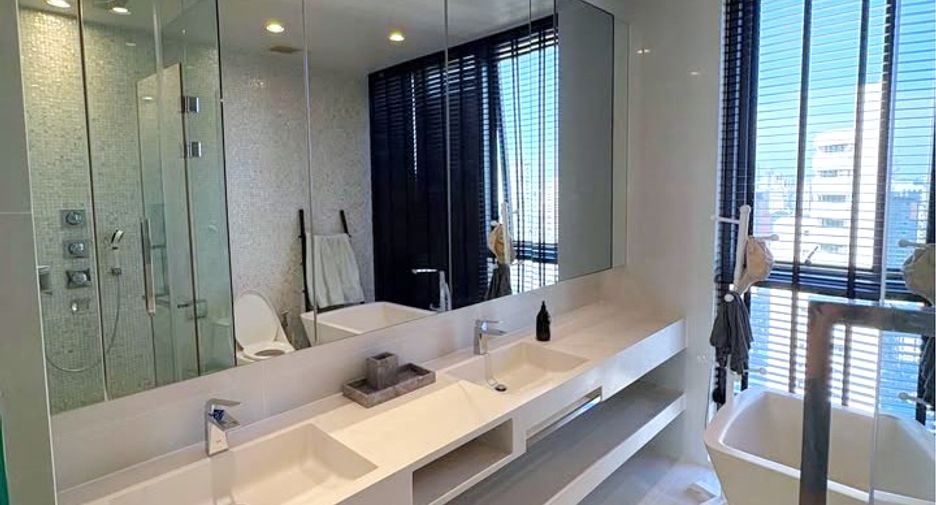 Wohnung zur Miete und zum Kauf mit 2 Zimmer in Khlong Toei, Bangkok