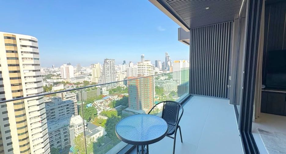 Wohnung zur Miete und zum Kauf mit 2 Zimmer in Khlong Toei, Bangkok