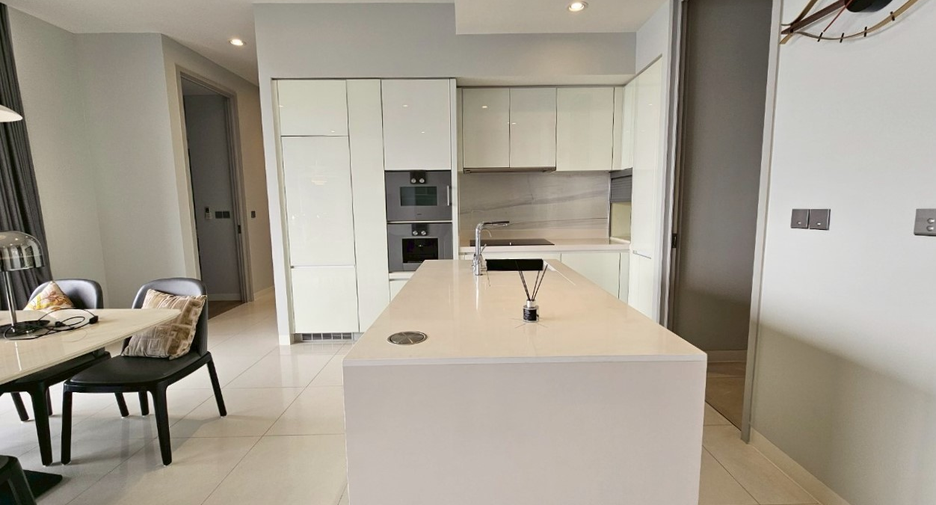 For rent and for sale 2 bedrooms condo in Khlong Toei, Bangkok