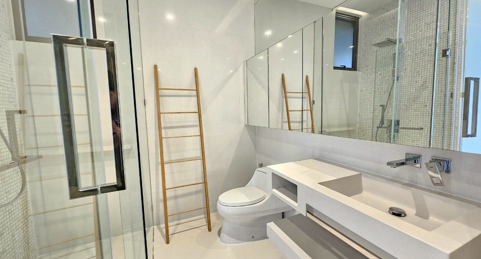 For rent and for sale 2 bedrooms condo in Khlong Toei, Bangkok