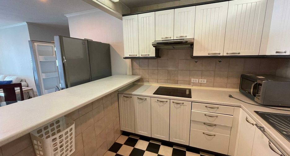 For rent and for sale 2 bedrooms condo in Sathon, Bangkok