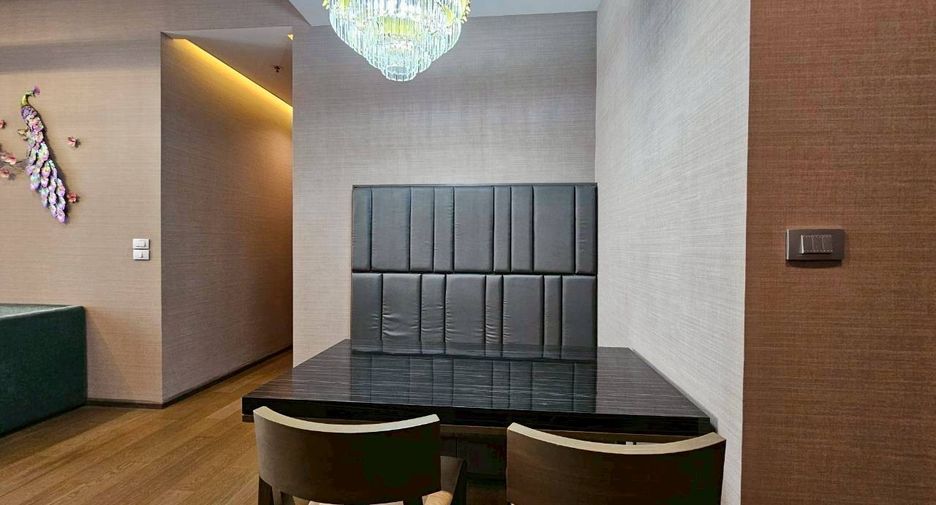 For rent 2 bedrooms condo in Sathon, Bangkok