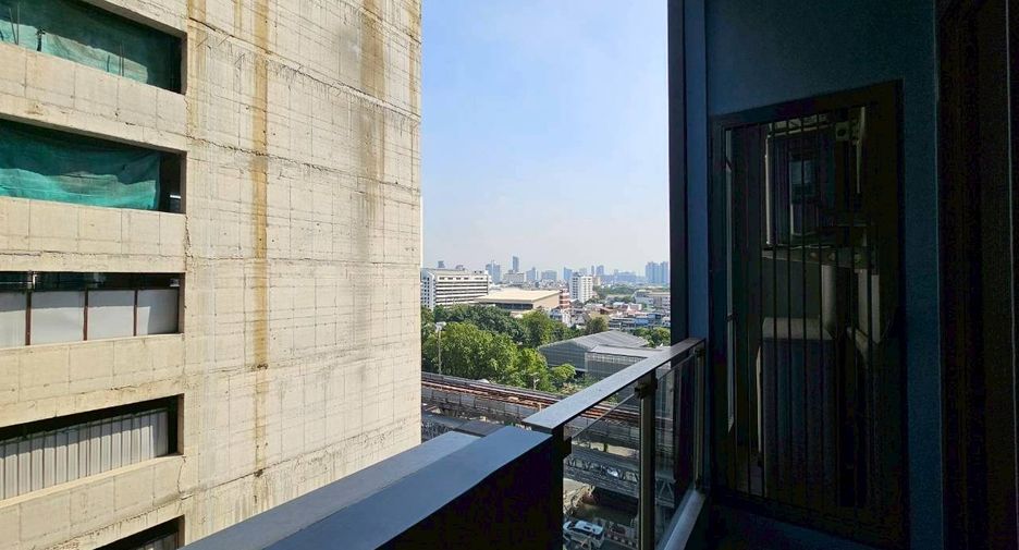 For rent 2 bedrooms condo in Sathon, Bangkok