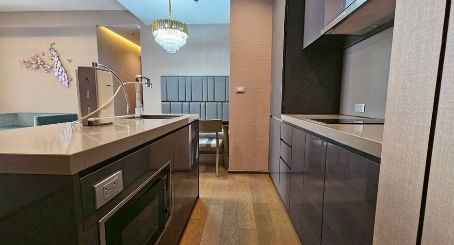 For rent 2 bedrooms condo in Sathon, Bangkok