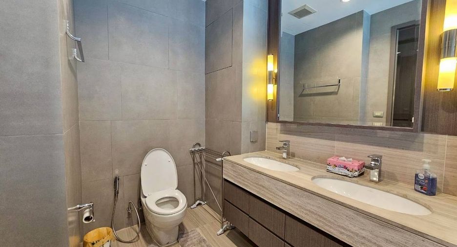 For rent and for sale 2 bedrooms condo in Sathon, Bangkok