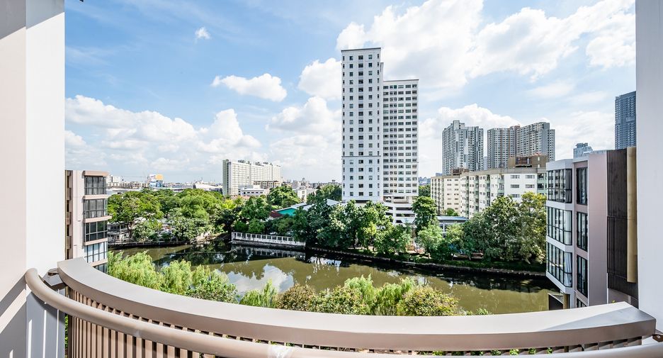 For rent 2 bedrooms condo in Suan Luang, Bangkok