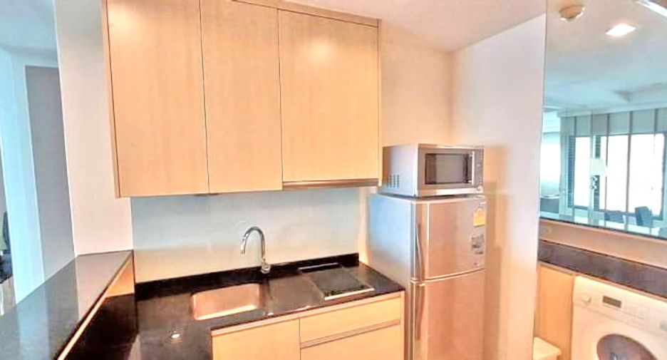 For rent 1 bed condo in Sathon, Bangkok