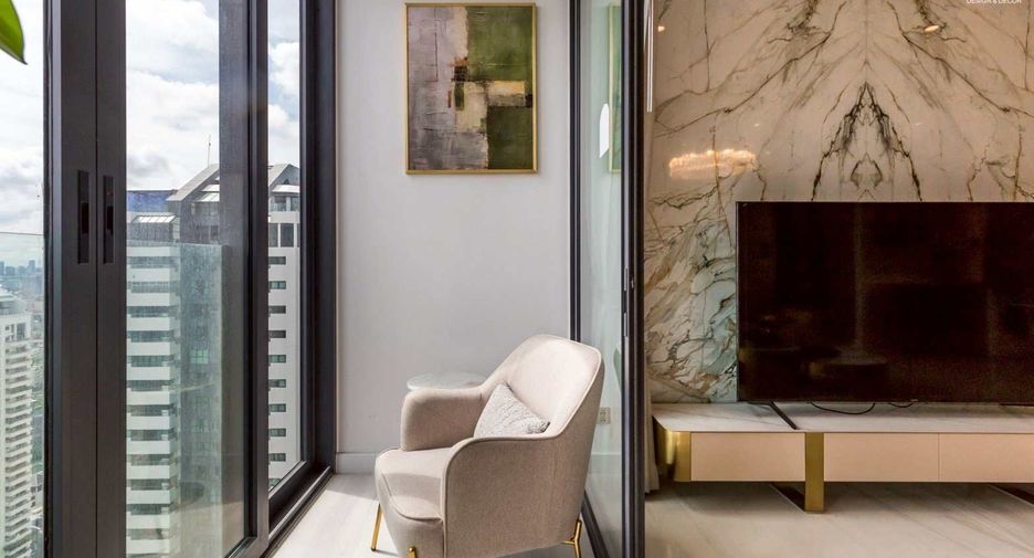 Condo en alquiler y en venta de 3 habitaciones en Sathon, Bangkok