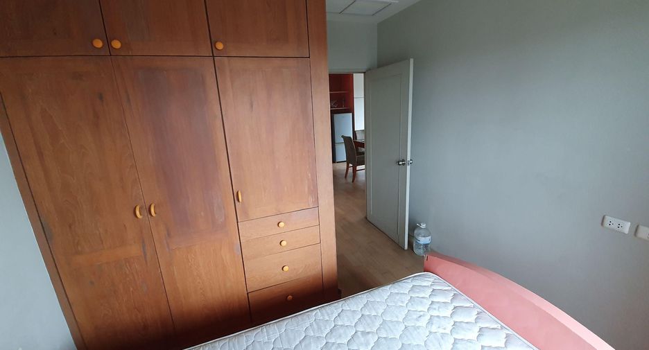 For rent and for sale 2 bedrooms condo in Khlong Toei, Bangkok
