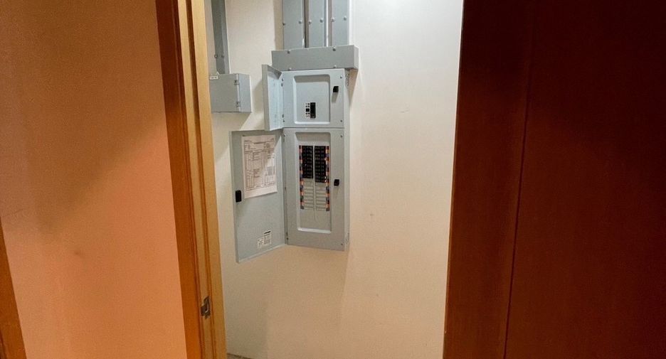 Wohnung zur Miete und zum Kauf mit 2 Zimmer in Sathon, Bangkok