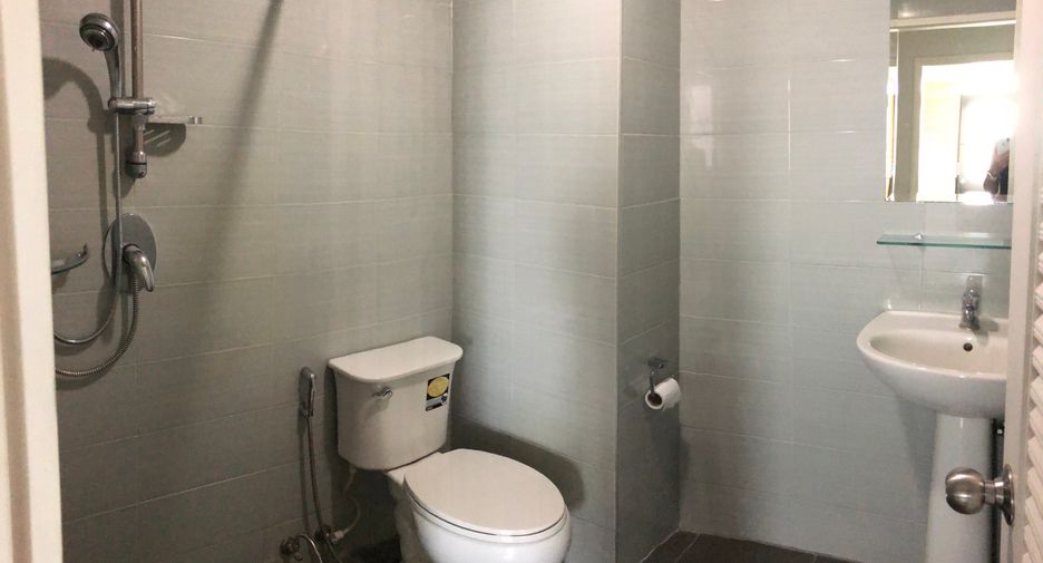 Wohnung zur Miete mit 3 Zimmer in Watthana, Bangkok
